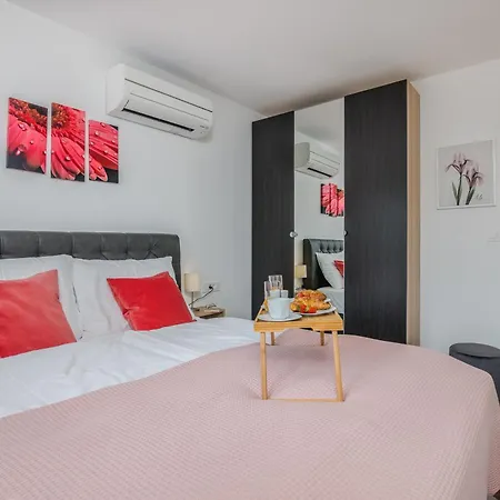 Apartment Modern Elle Malinska *