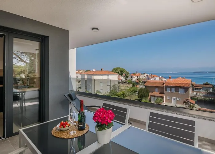 Modern Elle Malinska Apartament Vantacici